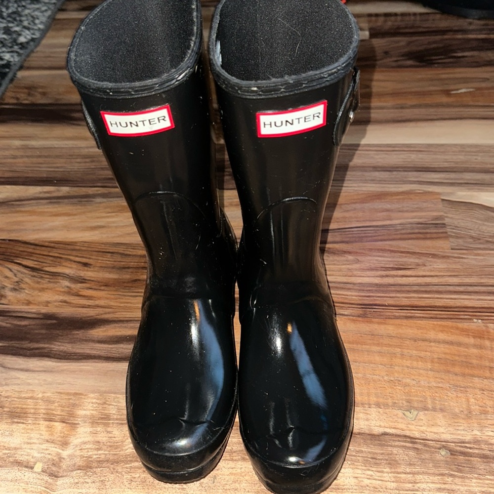 Hunter rain boots size 8 women